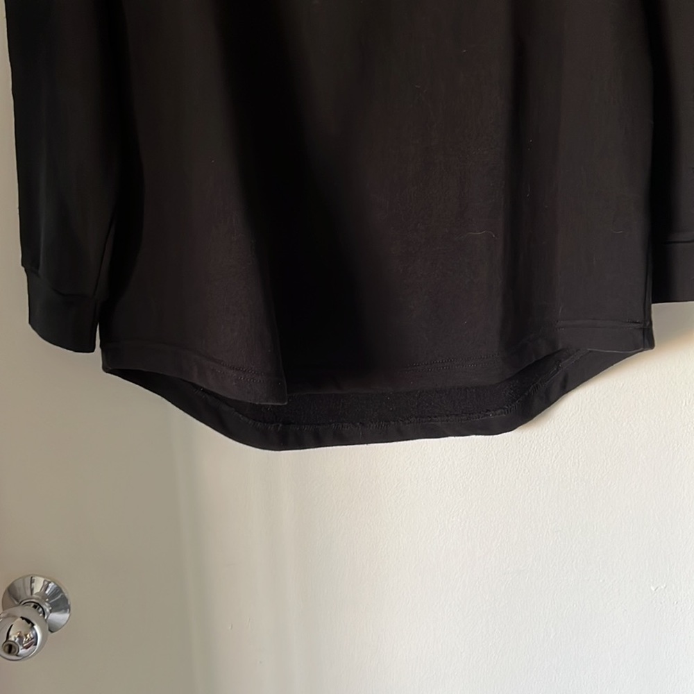 Styling Swearshirt! View 3